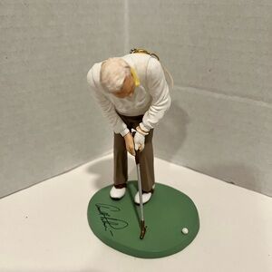 2000 Hallmark Arnold Palmer “Brother “ Golf Putting Figurine Ornament Resin/Wood